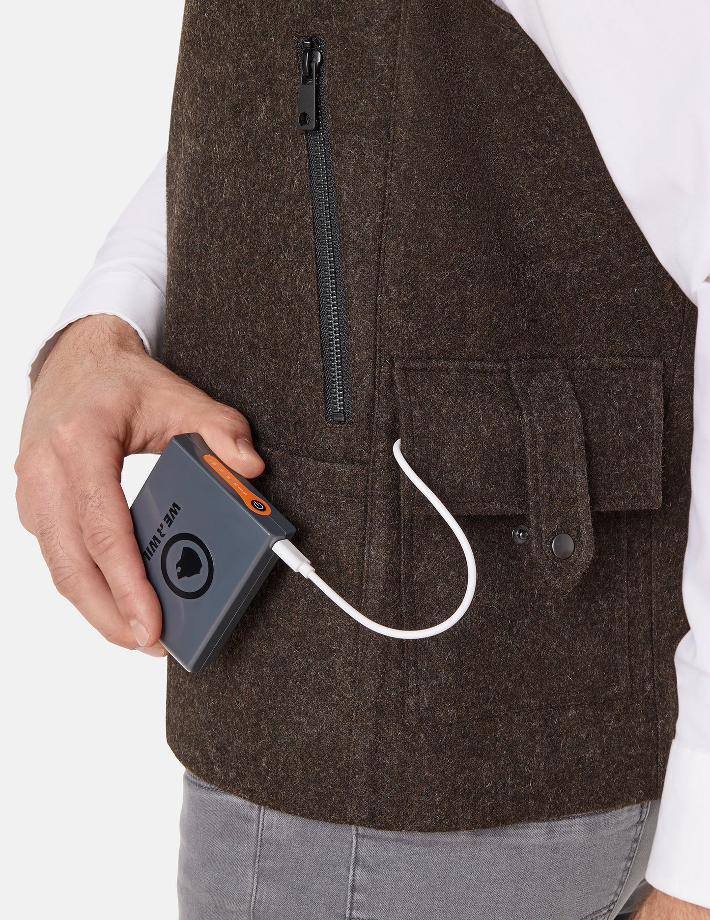 Bundle braun: 1x Beheizbare Jagdweste, 1x Sitzkissen, 1x Akku