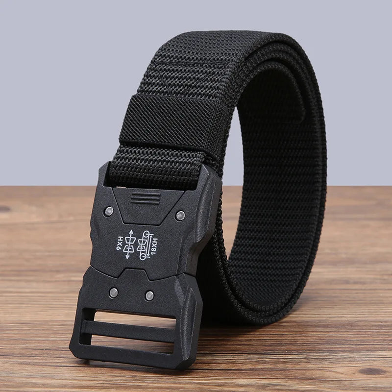 Gürtel für Outdoor-Abenteurer – Robust, leicht und vielseitig einsetzbar